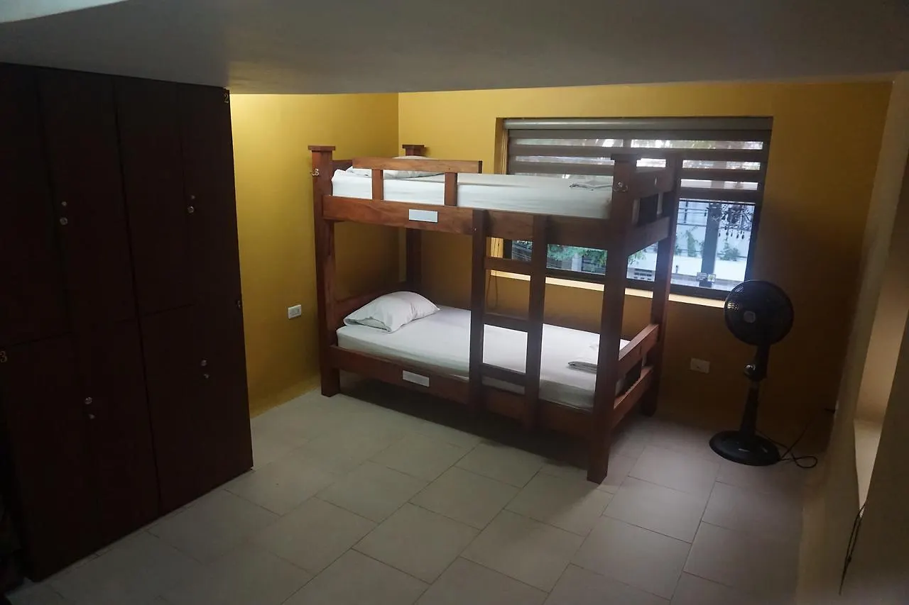 The Happy Buddha Hostel Medellin 0*,