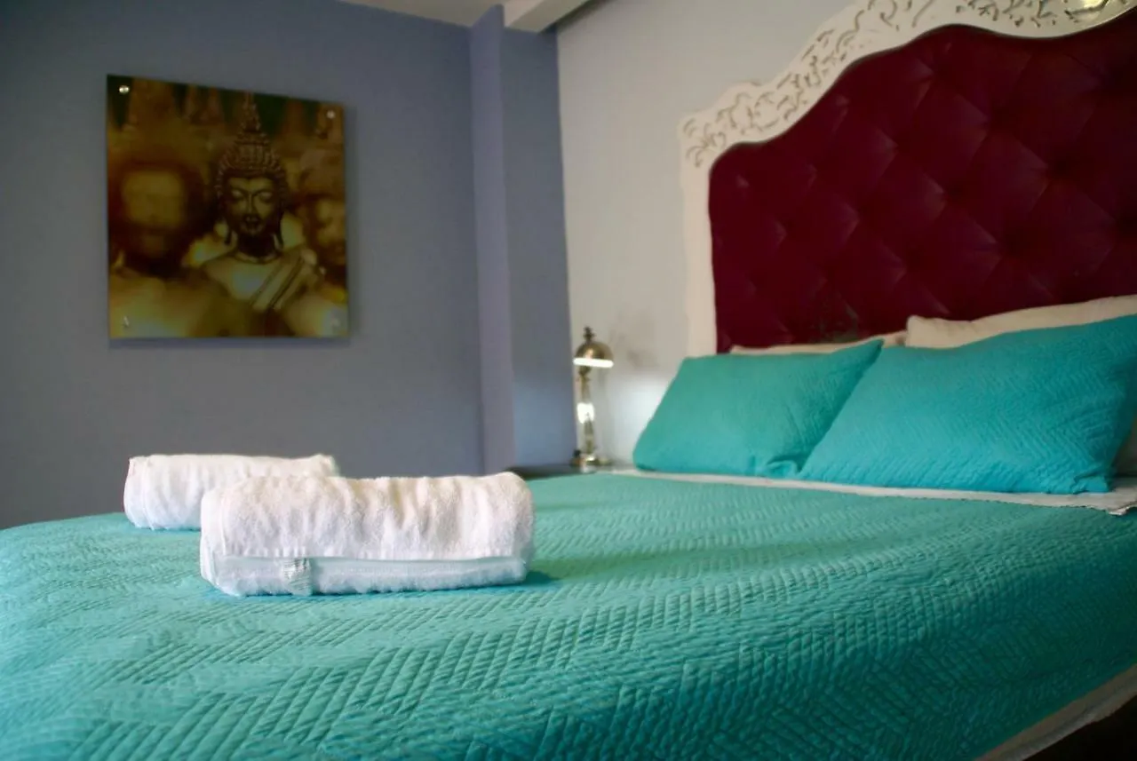 The Happy Buddha Hostel Medellin